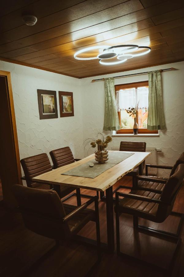 Ferienparadies Am Kammerberg - Ein Ganzes Haus Fuer Sie Alleine!!! Weißenhorn エクステリア 写真