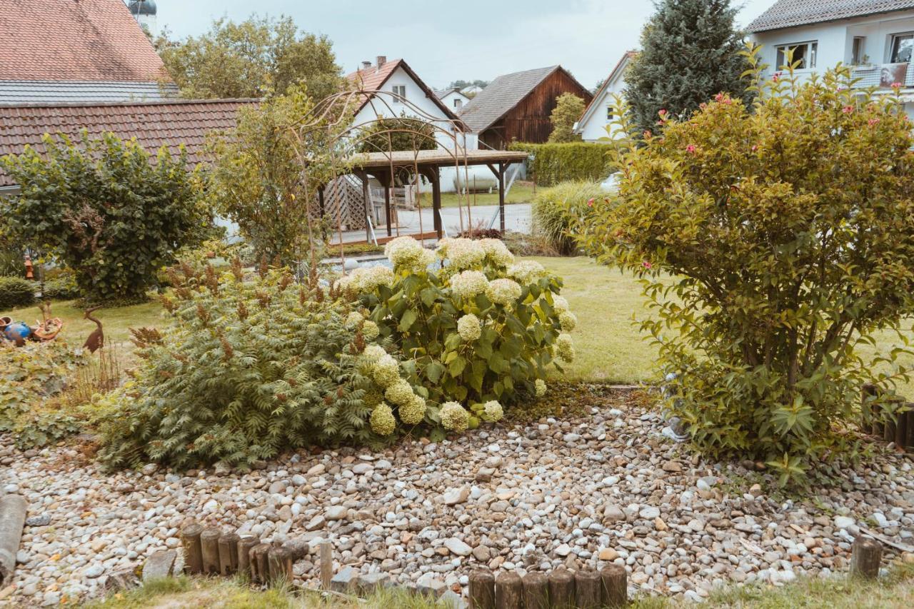 Ferienparadies Am Kammerberg - Ein Ganzes Haus Fuer Sie Alleine!!! Weißenhorn エクステリア 写真