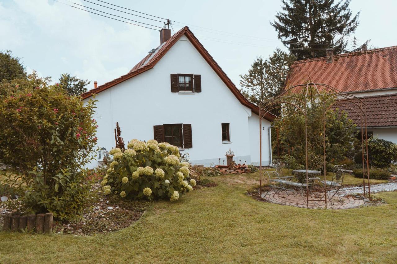 Ferienparadies Am Kammerberg - Ein Ganzes Haus Fuer Sie Alleine!!! Weißenhorn エクステリア 写真